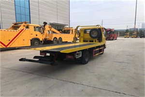 墨玉非事故拖车