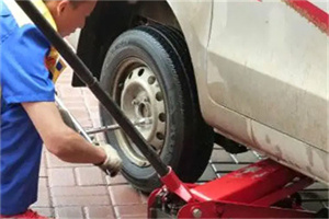 墨玉附近拖车24小时服务热线电话