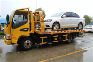 墨玉附近拖车救援24小时服务热线